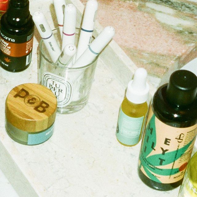 Do you know where your CBD is coming from? Is it full-spectrum? Local and organic? Can you find third-party test results on the product website? What’s the dose? It’s nice to know these things, and we wrote something for @healthy_ish @bonappetitmag to help you navigate the important questions. Link in bio 〰️